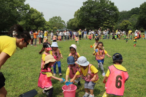 プリスクール運動会　cup race