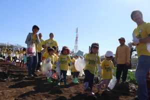 保育園,幼稚園,遠足,芋掘り,横浜,international school